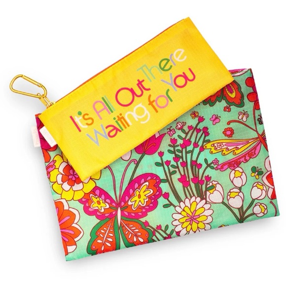 ban.do Handbags - NWT CARRYALL DUO ZIPPER POUCH SET- MAGIC GARDEN MINT - BAN.DO